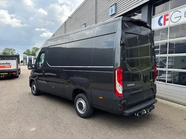 Iveco Daily 35S16V A8 L3 H2 2024 Diesel 4