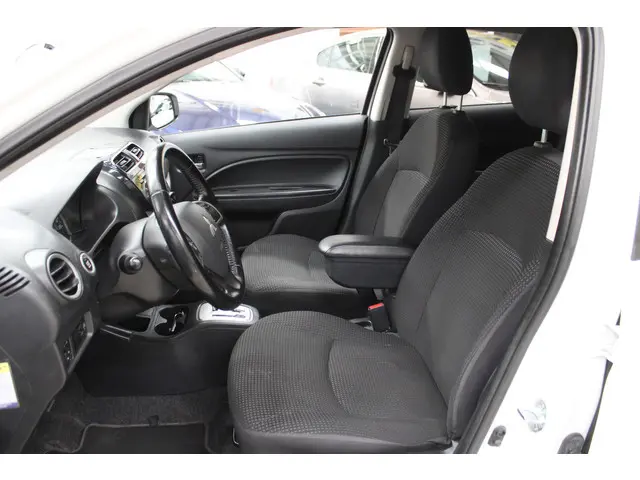 Mitsubishi Space Star 1.2 Intense Automaat 2014 Benzine 5