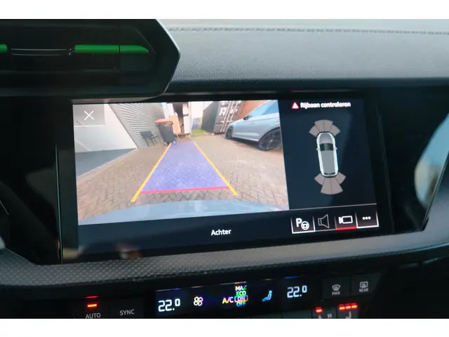 Audi RS3 Sportback 2.5 TFSI 400PK Quattro 2023 Benzine 24