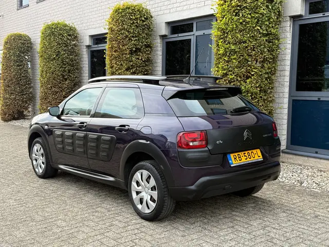 Citroën C4 Cactus 1.2 PureTech Feel 2017 Benzine 3