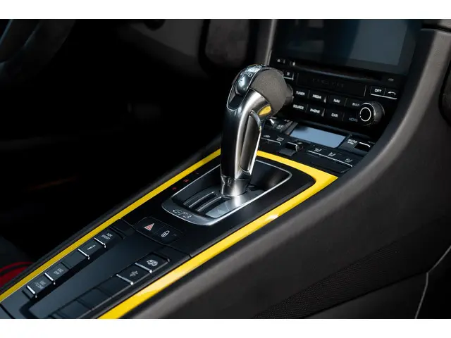 Porsche 911 4.0 GT3 2018 Benzine 16