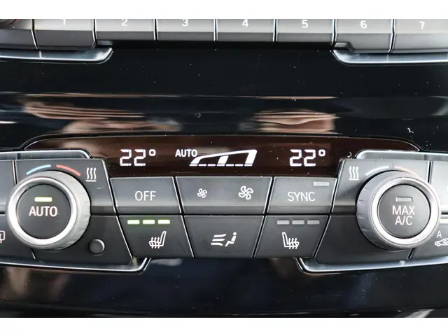 BMW X2 xDrive25e 2021 Hybride Benzine 23