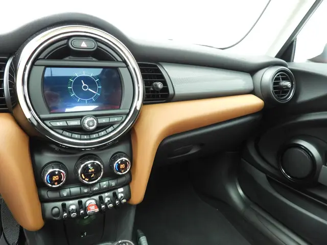 MINI 3-Deurs Cooper 2019 Benzine 16