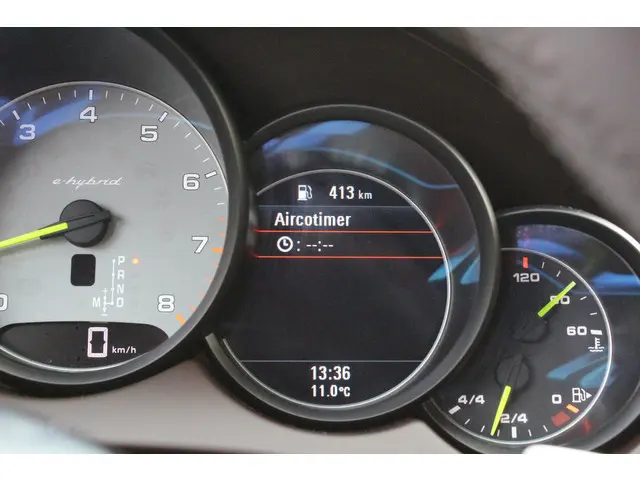 Porsche Cayenne 3.0 S E-Hybrid 2015 Hybride Benzine 84