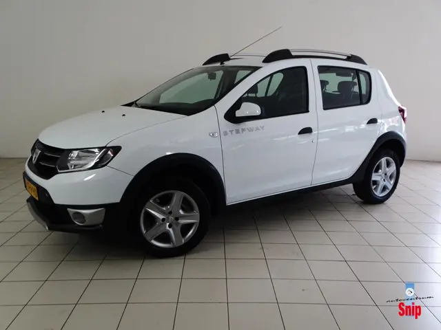 Dacia Sandero Stepway 0.9 TCe Lauréate 2014 Benzine 13