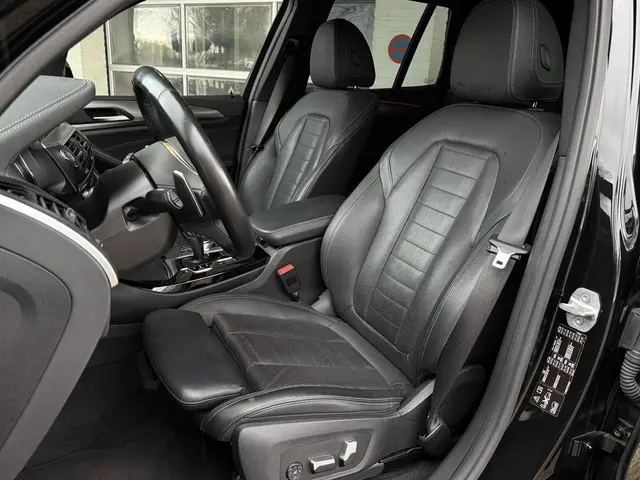 BMW X3 xDrive20i 2019 Benzine 5