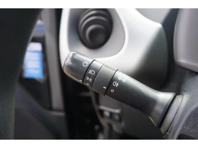 Citroën C1 1.0 e-VTi Feel * 12 maanden BOVAG * 2014 Benzine 12