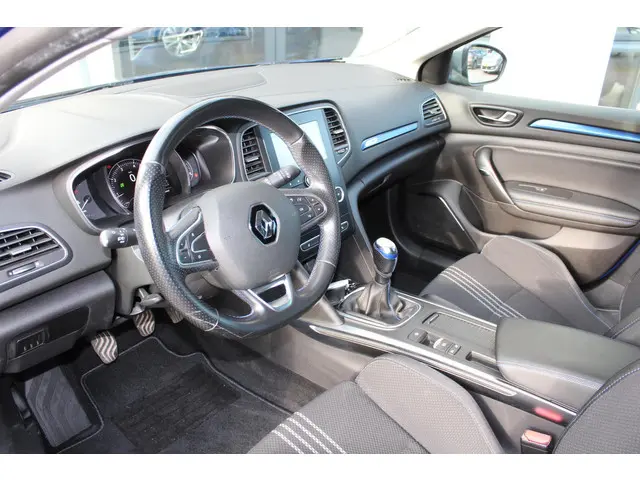 Renault Mégane Estate 1.2 TCe GT Line TCE 130 2018 Benzine 3