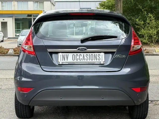 Ford Fiesta 1.25 Titanium 2012 Benzine 9