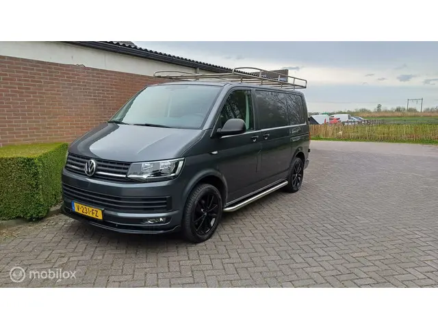 Volkswagen Transporter 2.0 TDI L1H1 2017 Diesel 6