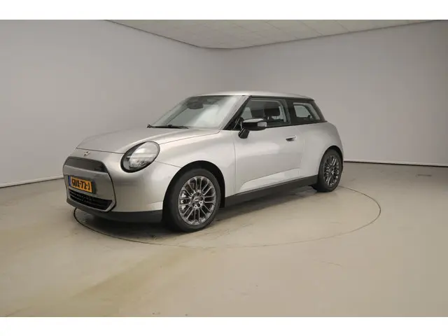 MINI 3-Deurs Cooper E 2024 Elektrisch 35