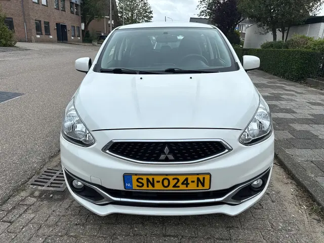 Mitsubishi Space Star 2