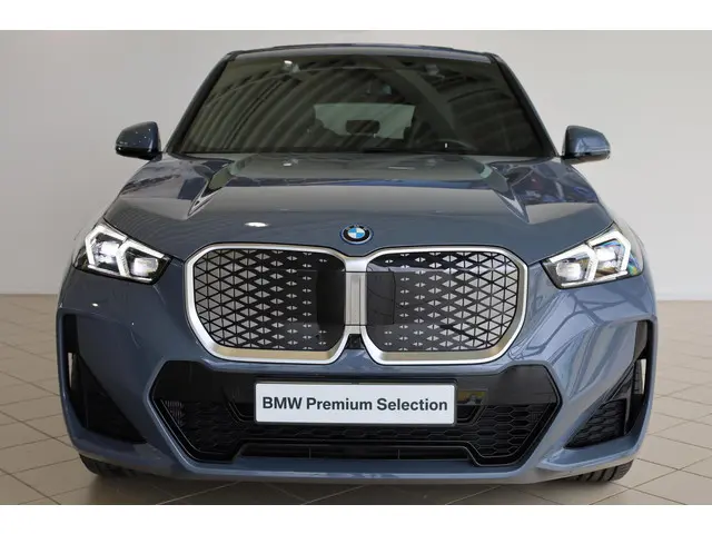 BMW iX1 xDrive30 2024 Elektrisch 4