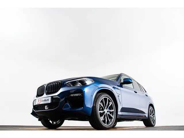 BMW X3 xDrive30e High Executive 2020 Hybride Benzine 23