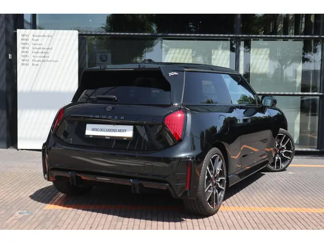 MINI 3-Deurs 2