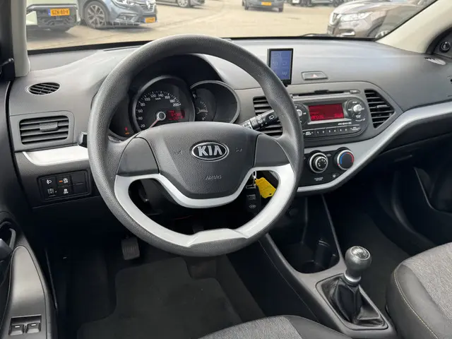 Kia Picanto 1.0 CVVT ISG Comfort Pack 2014 Benzine 10