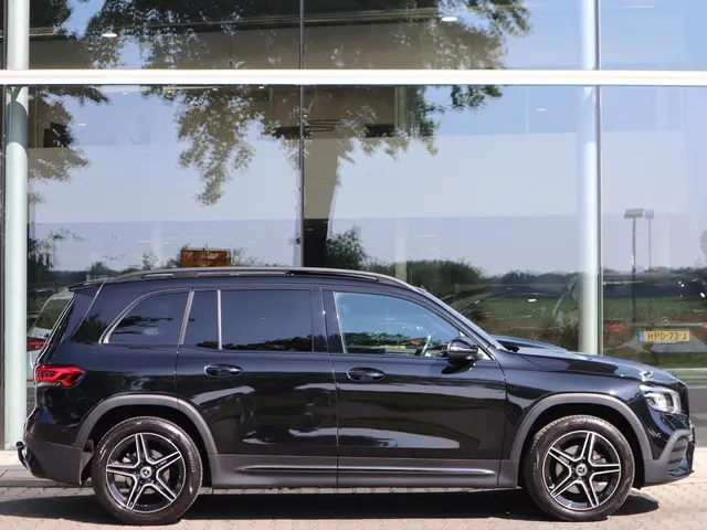 Mercedes-Benz GLB 200 AMG Line 2021 Benzine 5