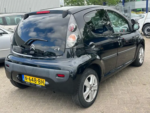 Citroën C1 1.0 Attraction 2014 Benzine 4