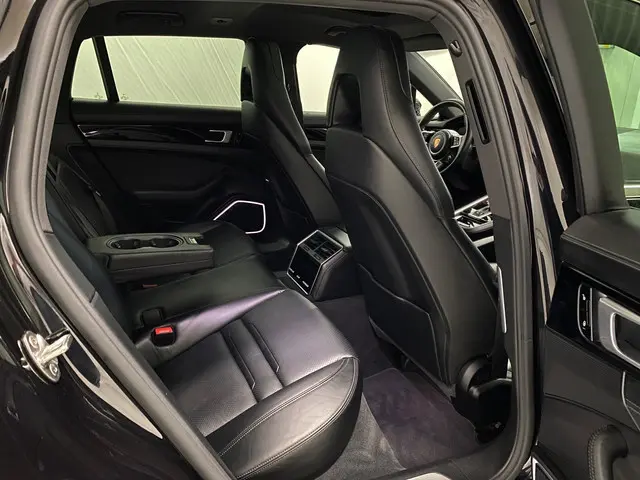 Porsche Panamera 2.9 4S 2019 Benzine 39