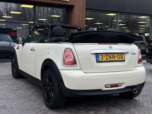 MINI Cooper Cabrio Mini 1.6 Chili 2014 Benzine 11