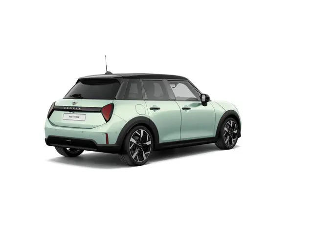 MINI 5-Deurs C 2025 Benzine 2