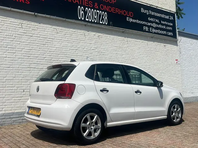 Volkswagen Polo 1.2 Easyline 2013 Benzine 16
