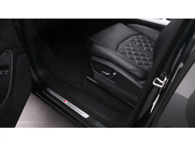 Audi Q7 55 TFSI e quattro Pro Line S 2021 Benzine 26