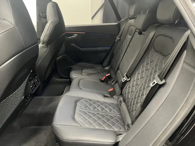 Audi SQ8 4.0 TFSI SQ8 quattro 2024 Benzine 41