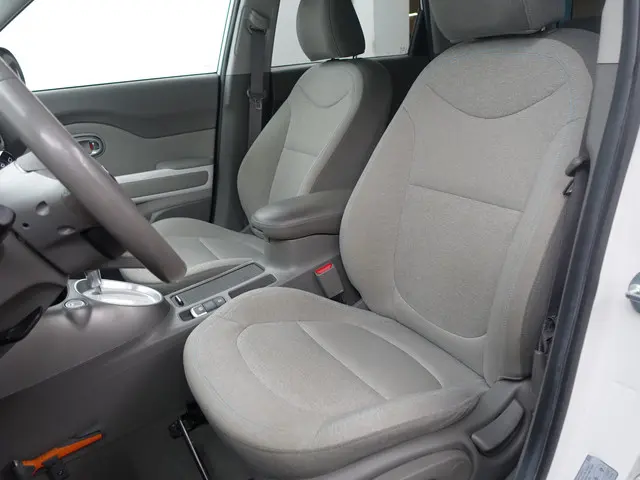 Kia e-Soul EV ExecutiveLine 27 kWh Aut- 2015 Elektrisch 25