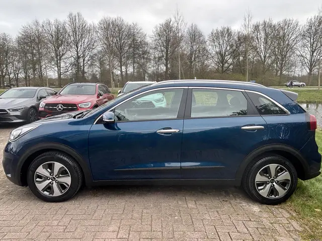 Kia Niro 1.6 GDi Hybrid DynamicLine 2019 Hybride Benzine 4