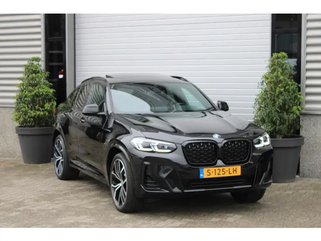 BMW X4 xDrive20i m Sport 2022 Benzine 13