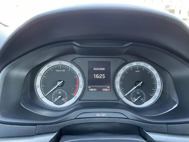 Škoda Karoq 1.0 TSI Business Edition 2022 Benzine 21