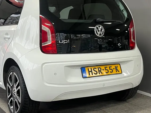 Volkswagen up! 1.0 cheer up!|STOELVERW|PDC|AIRCO 2016 Benzine 4