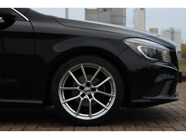 Mercedes-Benz CLA 180 Urban Navi|Cruise|PDC 2014 Benzine 16