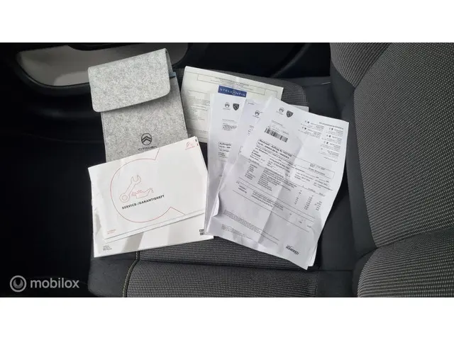 Citroën C3 1.2 PureTech Plus 2024 Benzine 27