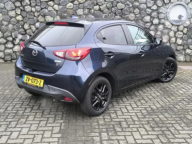 Mazda 2 1.5 Skyactiv-G Sport Selected 2019 Benzine 35