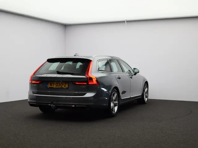 Volvo V90 2.0 T5 Inscription 2017 Benzine 30