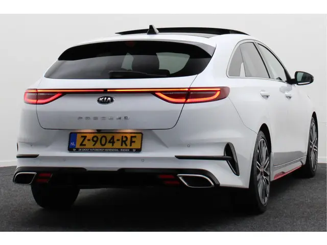 Kia ProCeed 1.6 T-GDI GT 2019 Benzine 21
