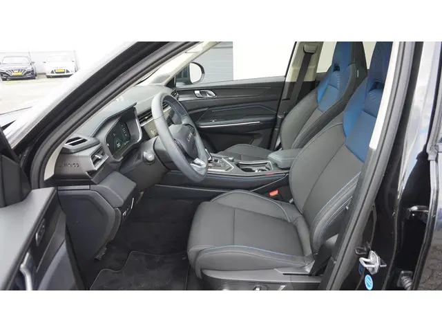 Lynk & Co 01 1.5 PHEV 2023 Hybride Benzine 9