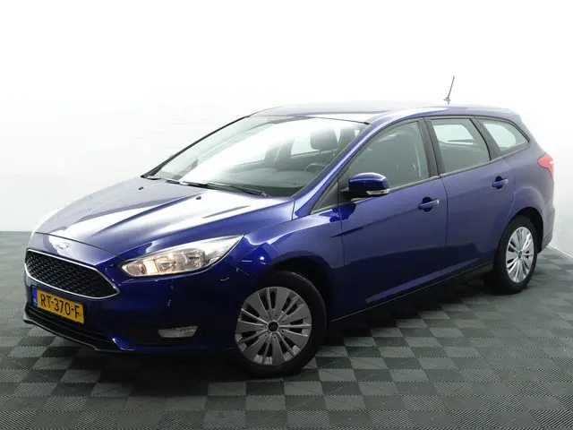 Ford Focus Wagon 1.0 Titanium- 2018 Benzine 4