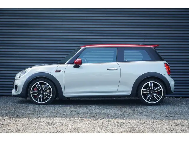 MINI Cooper 3