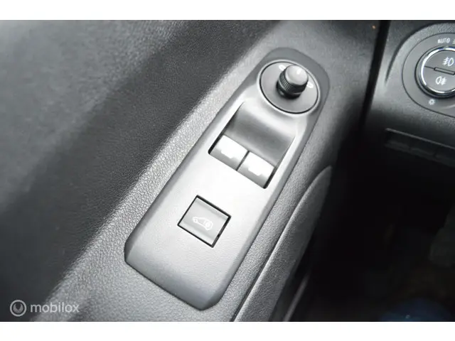 Opel Combo 1.5D L1H1 Edition 2020 Diesel 13