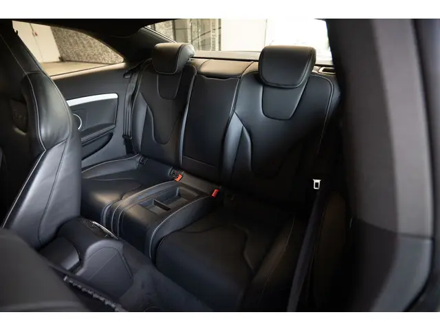 Audi RS5 Coupé 4.2 FSI RS5 quattro 2014 Benzine 18