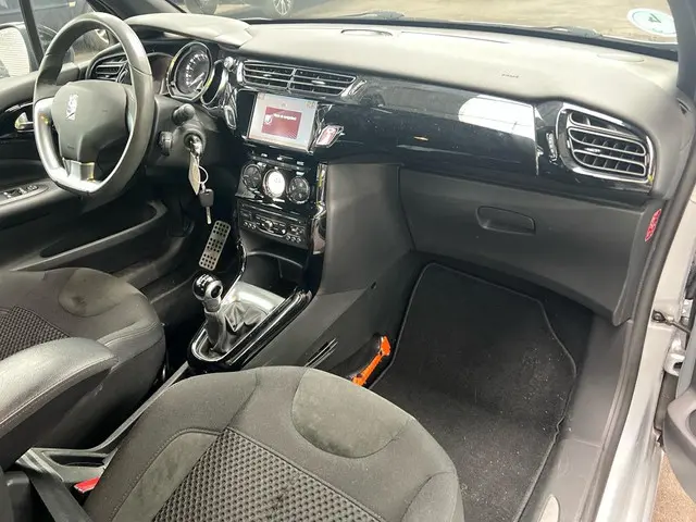 Citroën DS3 1.2 VTi Business 2013 Benzine 6