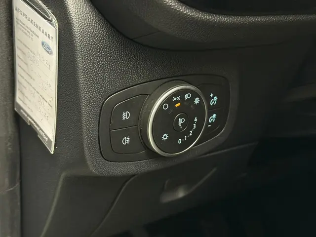 Ford Fiesta 1.0 EcoB. Titanium 2020 Benzine 17