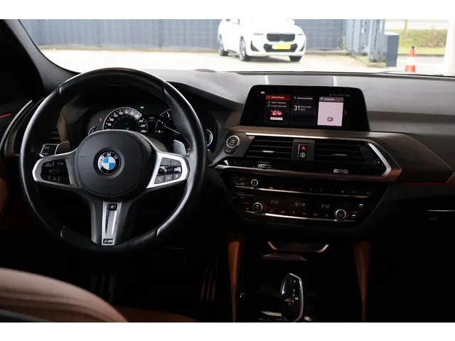 BMW X4 xDrive20i High Executive 2020 Benzine 11