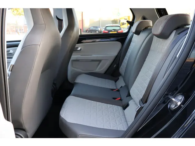 Volkswagen up! 1.0 beats 2021 Benzine 15