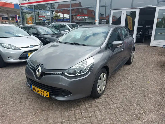 Renault Clio 1.2 16V 2013 Benzine 2