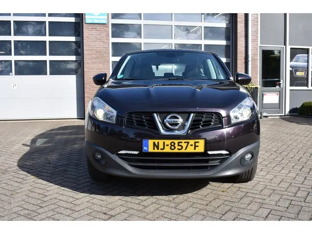Nissan QASHQAI 1.6 Visia 2013 Benzine 8