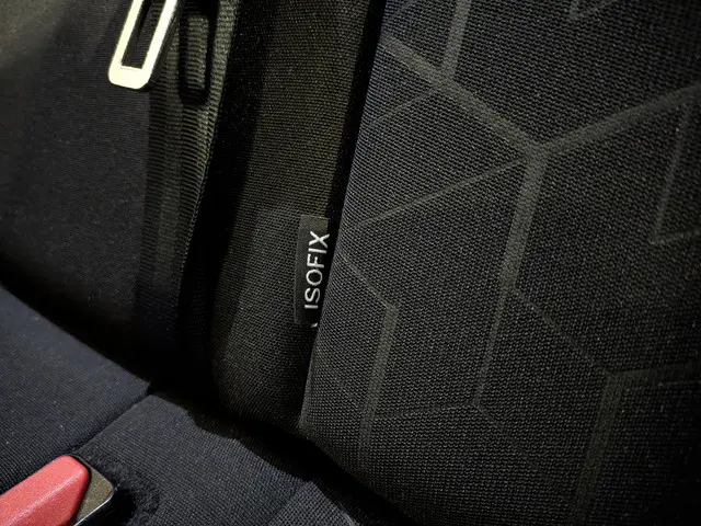 Peugeot 2008 1.2 PureTech Active 2015 Benzine 8